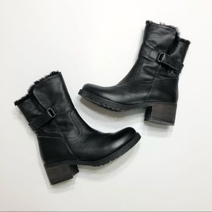 🆕 YOKONO Black Leather Fur-lined Boots • 7
